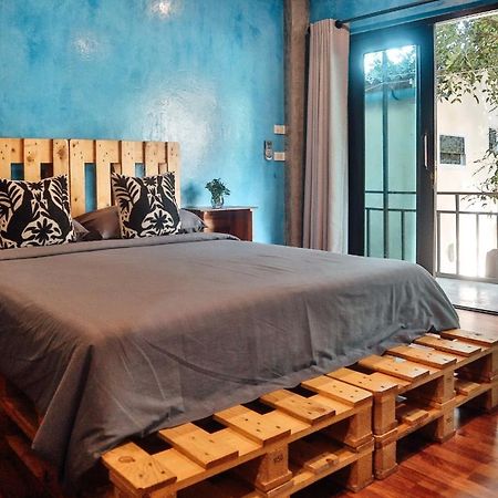 Baan Rabieng Talay Homestayบ้านระเบียงทะเล โฮมสเตย์เกาะกูด Ko Kut Exteriör bild