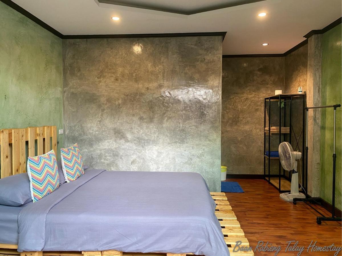 Baan Rabieng Talay Homestayบ้านระเบียงทะเล โฮมสเตย์เกาะกูด Ko Kut Exteriör bild